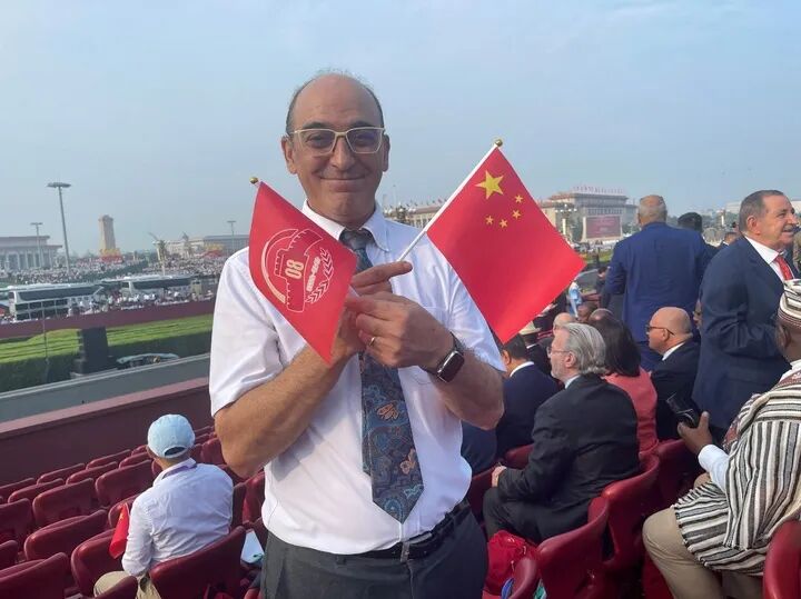 江蘇唯一外籍專家代表！愛笛無人機創始人郝睿德教授受邀參加九三閱兵觀禮
